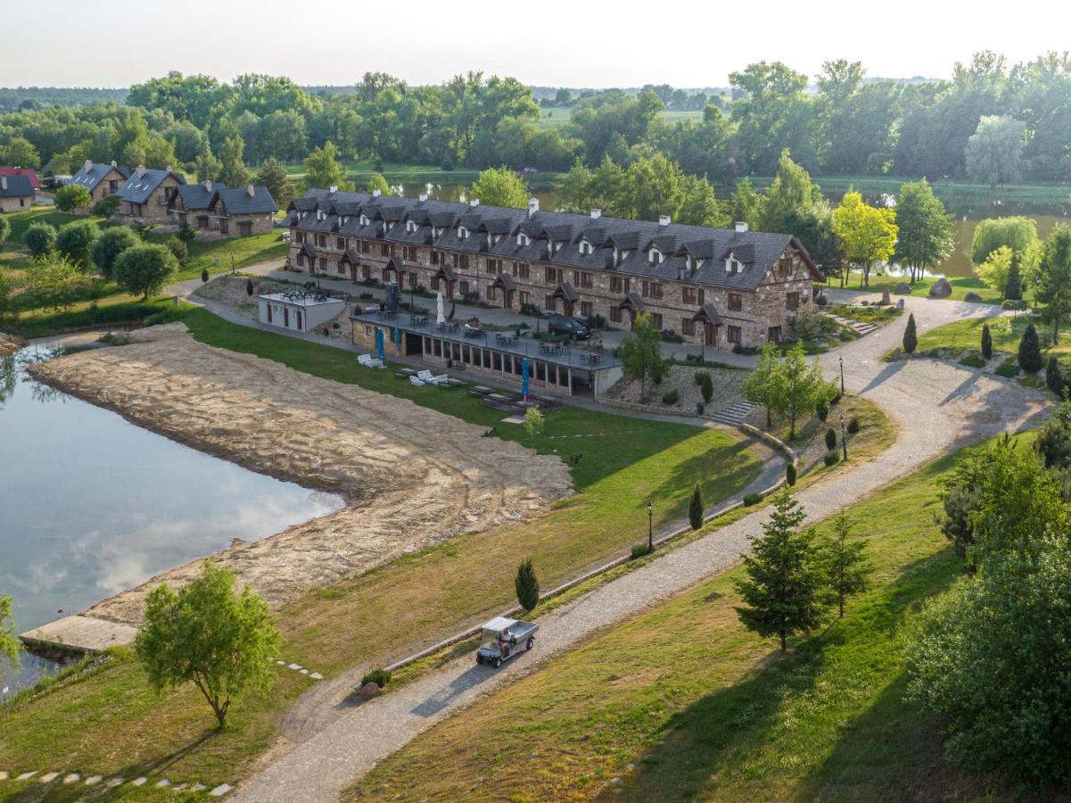 Milocin Park Centrum Wypoczynkowo-Konferencyjne Pierwoszow Exteriér fotografie